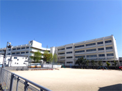取石中学校